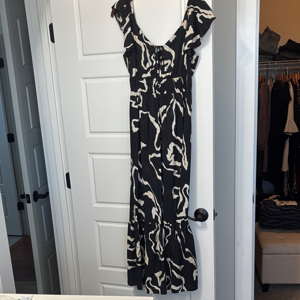 Nine West Black and Cream Maxi Dress